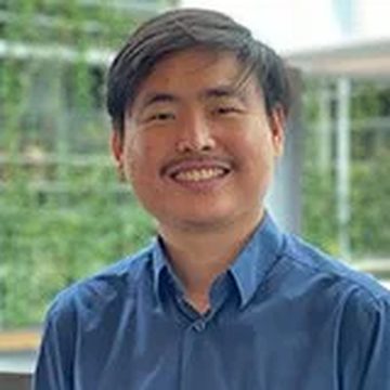 Dr Dat Doan